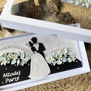 062,młodej parze komplet w bieli i czerni