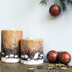 2 drewniane świeczniki z zimowym pejzażem