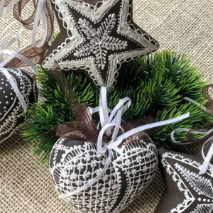 573,komplet piernikowych bombek