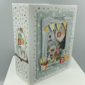 Album szkolny dla dziecka, personalizacja