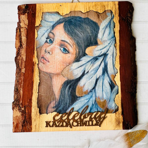 Anioł na desce, naturalne drewno, cytat, życzenia