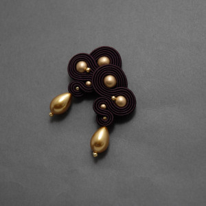 bakłażanowo-złote kolczyki lub klipsy sutasz