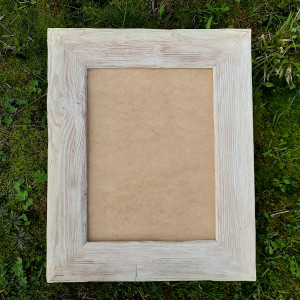 Biała rama z drewna (30x40 cm)
