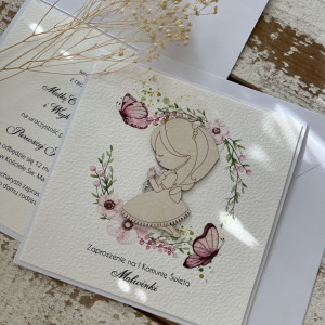 Białe Zaproszenia na komunię z personalizacją w wianku 3