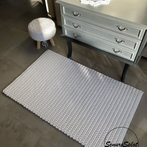 Biały dywan ze sznurka 75x120