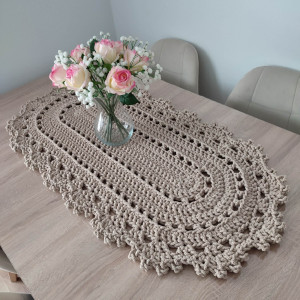 Bieżnik szydełkowy owalny ze sznurka 50cmx100cm