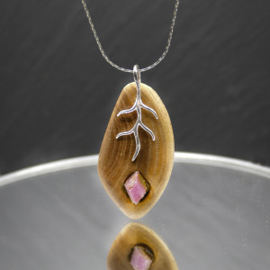 Bizuteria autorska - srebro 925 rubin -wiąz - Wisiorek  - premium