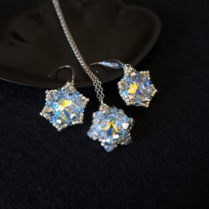 Błękitny Zestaw Biżuterii "Crystal Vitrail" - Naszyjnik i Kolczyki