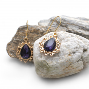 Błyszczące i eleganckie kolczyki Arrabiana Violet.