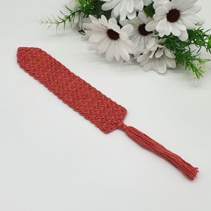 Bordowa zakładka do książki