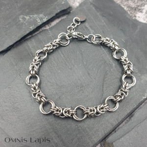 Bransoletka chainmaille - ażurowe koła 2