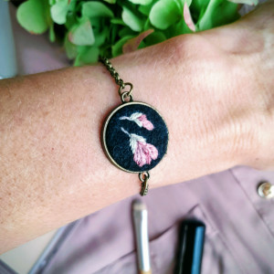 Bransoletka Magnolie wieczorową porą