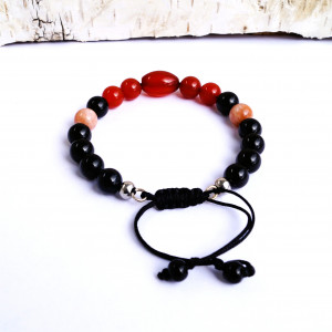 Bransoletka onyks i karneol 8 mm makrama