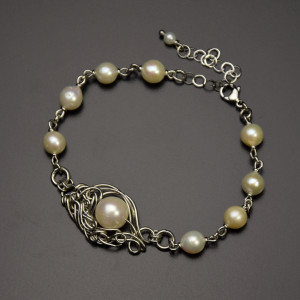 Bransoletka regulowana z perłami perły