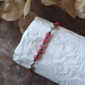 Bransoletka rodonit regulowana