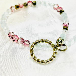 BRANSOLETKA Z NATURALNYCH KAMIENI I KORALIKÓW SZKLANYCH