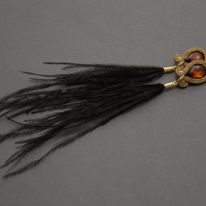 brązowo-czarne kolczyki / klipsy  z piórami