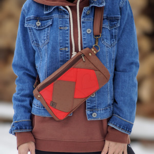 brązowo-czerwona damska saszetka midi