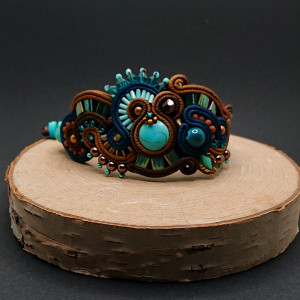 Brązowo-turkusowa bransoletka sutasz