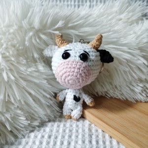 breloczek krówka, krowa