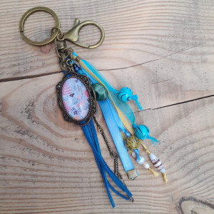Brelok do kluczy w stylu boho z kaboszonem - Meadow Breeze