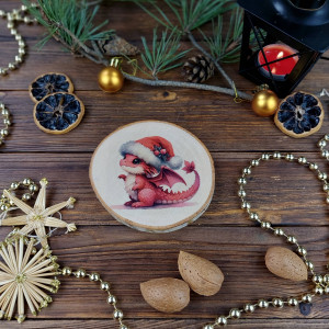 Brzozowa podkładka pod kubek, świąteczna zawieszka - mały smok