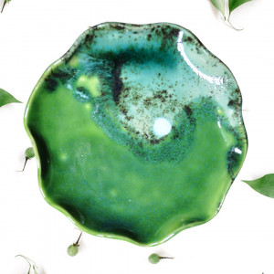 Ceramiczna podstawka na biżuterię Fala zielona 03