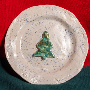 Ceramiczny talerz choinka - dekoracja świąteczna