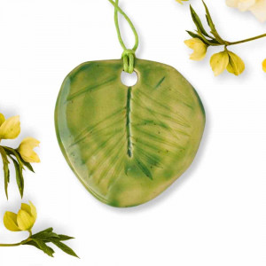 Ceramiczny wisior zielony liść