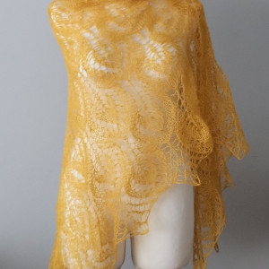 Chusta gail mgiełka w kolorze miodowym