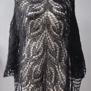 Chusta gail w czerni