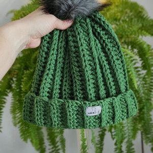 Czapka 100% wełna merino, kolor zielony forest green