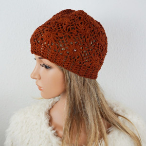 Czapka handmade brązowa 01