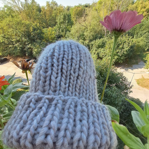 Czapka z welny peruwianskiej.