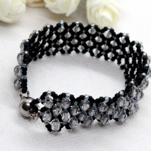 czarno-szara bransoletka typu caprice z kryształków