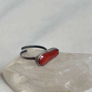 Czerwień -  pierścionek ze szkłem