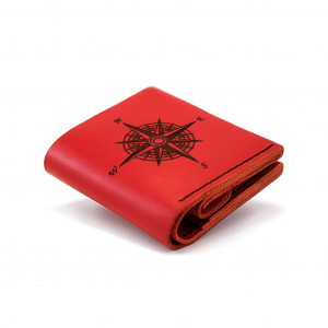 Czerwony skórzany portfel z kieszenią na bilon