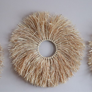 Dekoracja na ścianę z rafii, koło, boho, wianek,