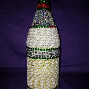 Dekoracja z "wysypanym szkłem"