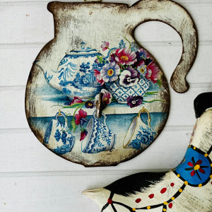 Dekoracyjny wieszak na ścianę z drewna, styl rustykalny