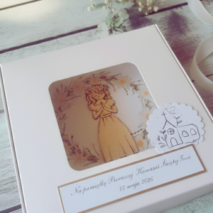 Delikatna kartka komunijna dla dziewczynki personalizowana nr K01