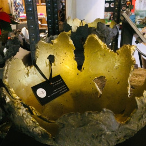 Dragon Egg Gold - betonowa kula 30 cm