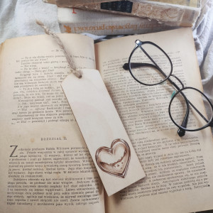 Drewniana zakładka do książki Heart #1