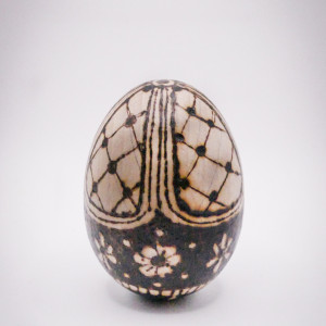Drewniane jajko – ręcznie wypalany wzór, pirografia, Wielkanoc, buk