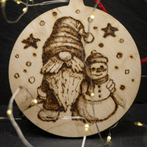Drewniane wypalane ręcznie bombki - Skrzat 2 - święta, boże narodzenie