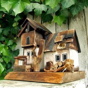 Drewniany domek dekoracyjny - Stara Stodoła