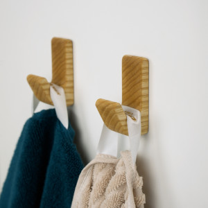 Drewniany samoprzylepny haczyk jesionowy  (1 szt) super mocny