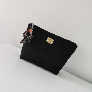 Duża Kosmetyczka HANA - Dark Blooming Garden