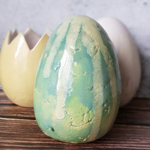 Duże zielone jajo Wielkanocne