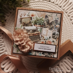 Emerytura, kartka z okazji przejścia na emeryturę, kwiaty, e22